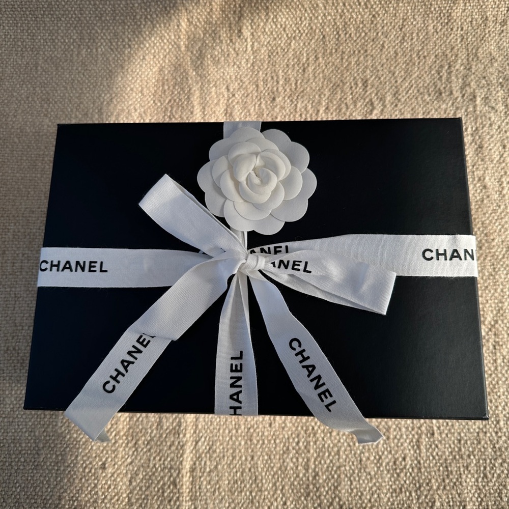 Chanel Black EMPTY HANDBAG STORAGE BOX ONLY W/ White Camellia ,Ribbon & Booklet